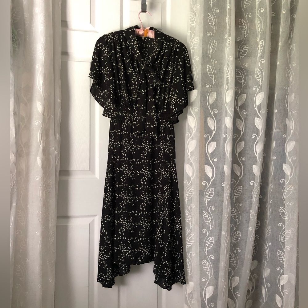 Max Studio Tie Neck Asymmetrical midi Dress flutter sleeves flowy size S